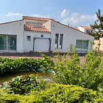 Les Pertuis Rochelais Oda ve Kahvaltı 4*