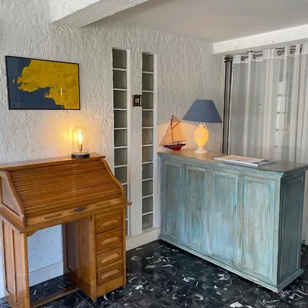 Couette-café Les Pertuis Rochelais 4*