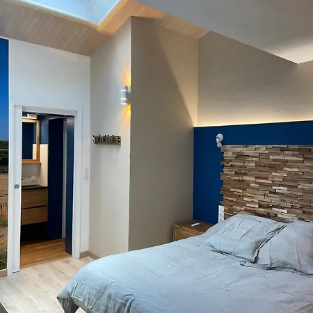 Les Pertuis Rochelais לינה וארוחת בוקר Périgny