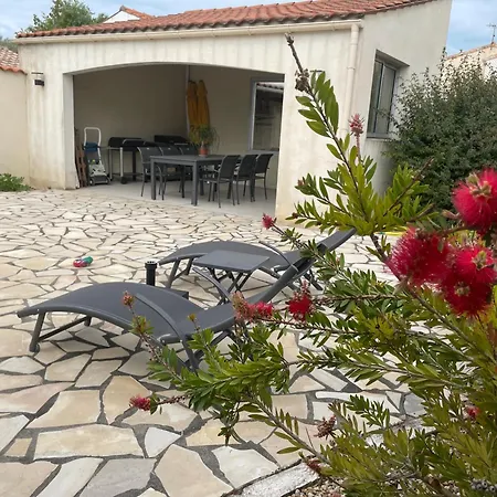 Les Pertuis Rochelais 4* 페리그니