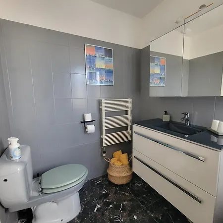 לינה וארוחת בוקר Les Pertuis Rochelais