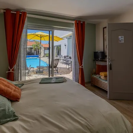 Les Pertuis Rochelais 4* 페리그니