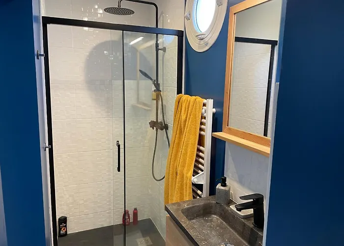 B&B Les Pertuis Rochelais 페리그니