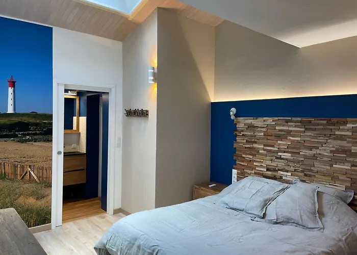 Les Pertuis Rochelais B&B 페리그니